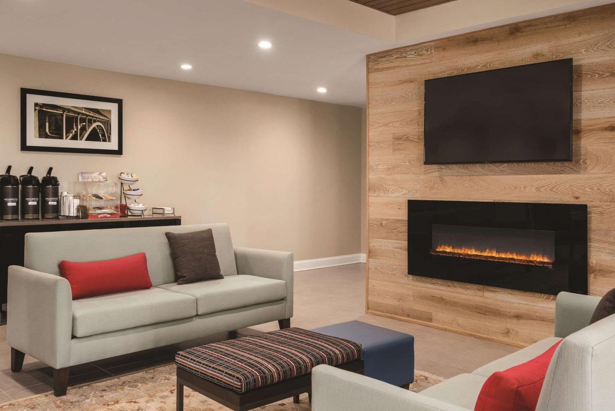 הופמן אסטייטס Country Inn & Suites By Radisson, Chicago-Hoffman מראה חיצוני תמונה