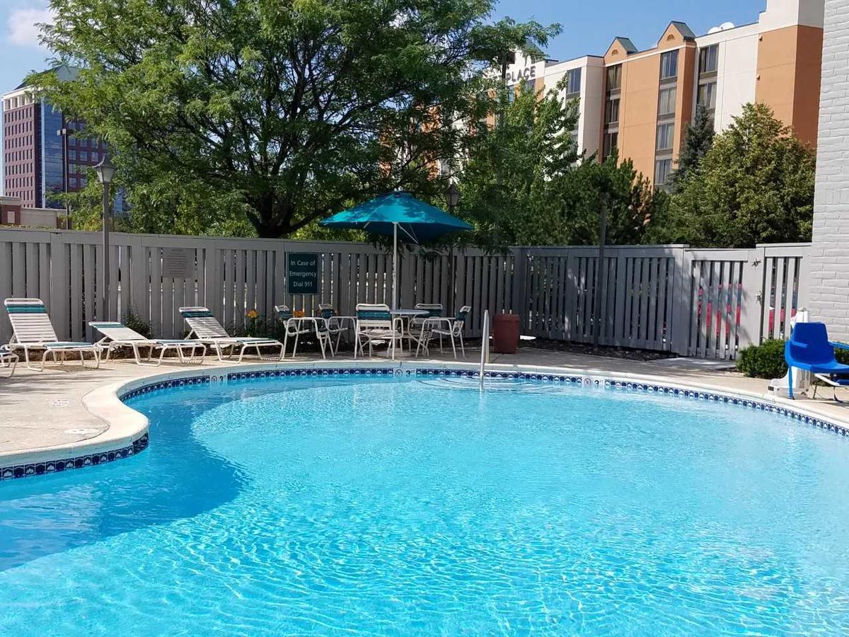 הופמן אסטייטס Country Inn & Suites By Radisson, Chicago-Hoffman מראה חיצוני תמונה
