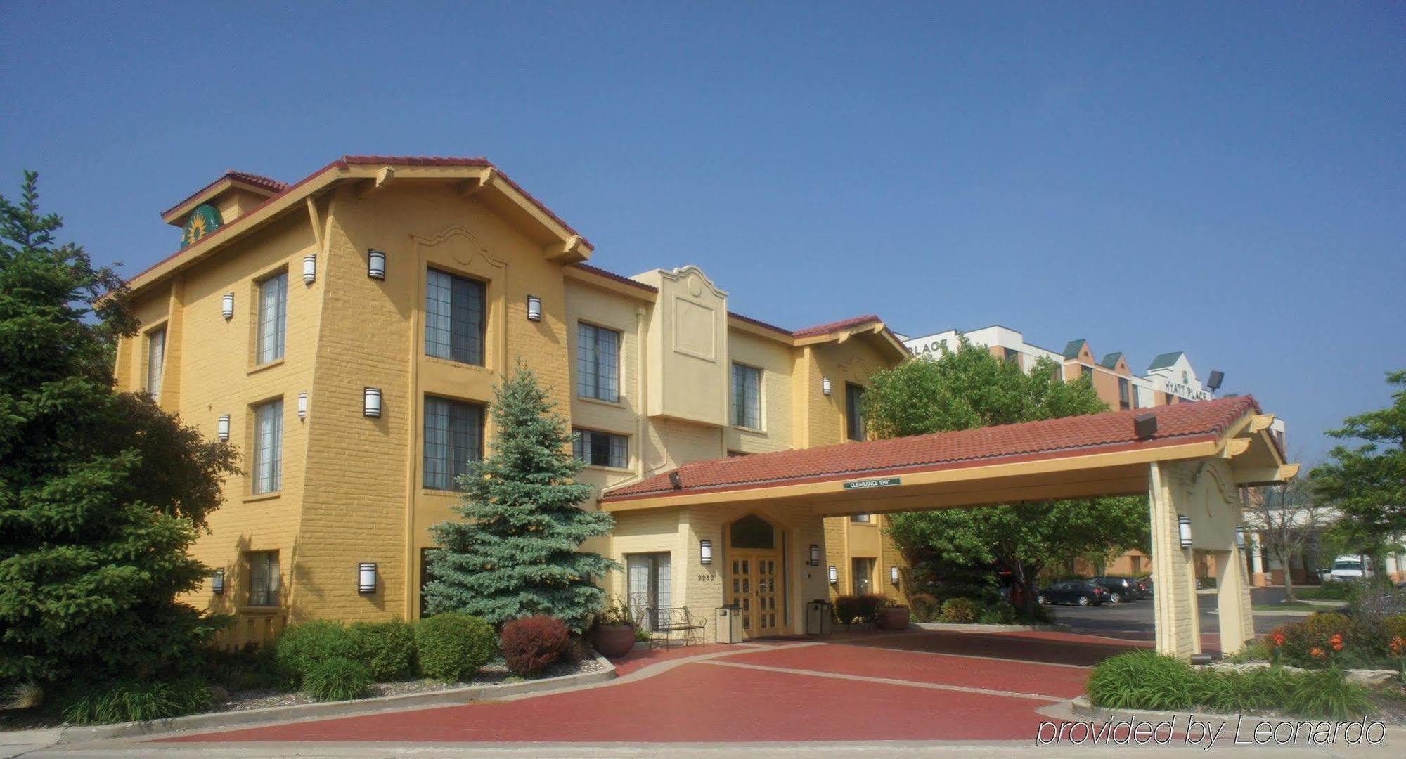 הופמן אסטייטס Country Inn & Suites By Radisson, Chicago-Hoffman מראה חיצוני תמונה